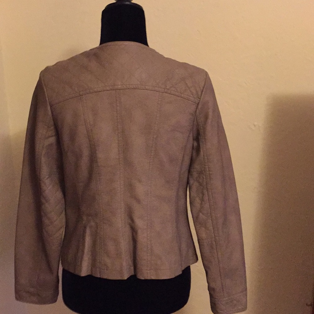 Blazer - image 2